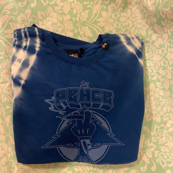 Lrg Other - Lrg sweater size 3xl